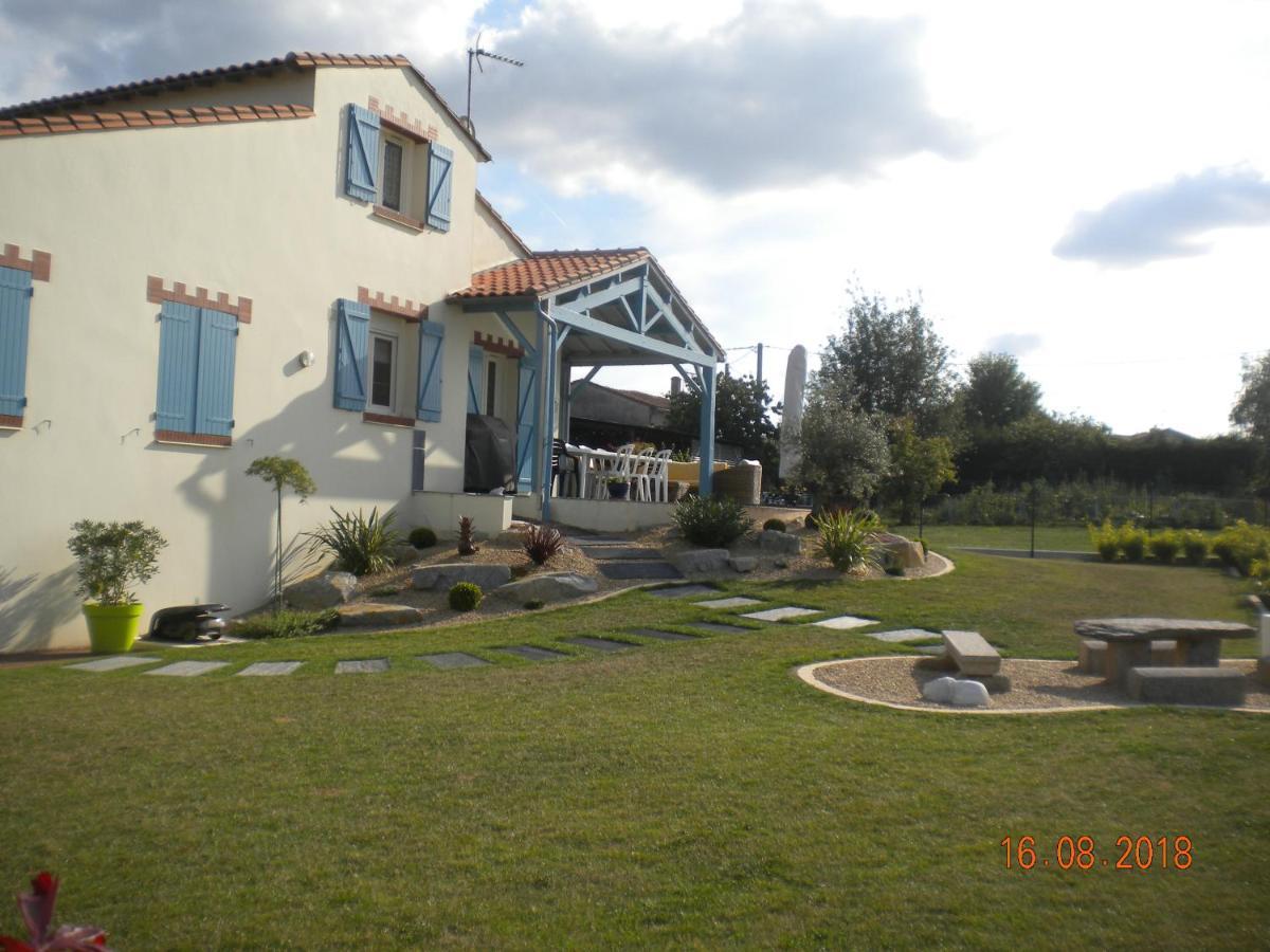 Chambres d'hôtes au coeur du vignoble Saint-Christophe-la-Couperie Exterior foto